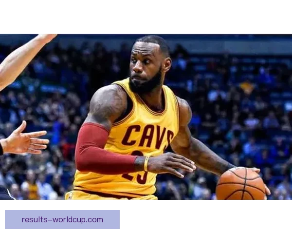 詹皇腹斜肌二级损伤专家揭秘41岁单核季后赛治疗方案